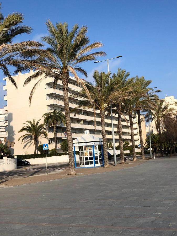 Face A La Mer Calafell Eksteriør billede